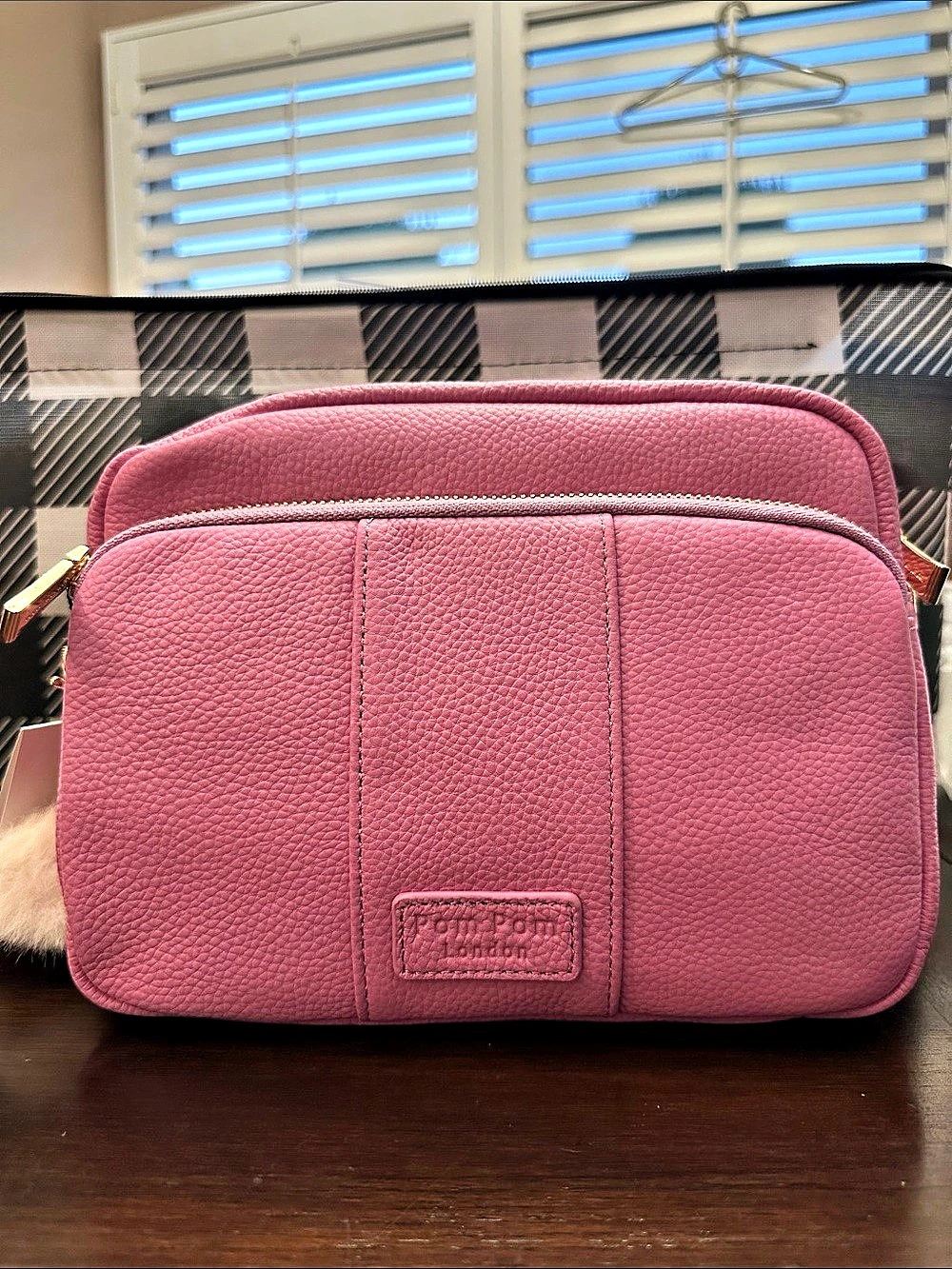 Pom London City Bag Pink Crossbody Bag